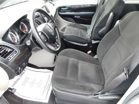 Used 2017 Dodge Grand Caravan SE w/ Power Window Group image 14