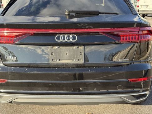 Used 2022 Audi Q8 Prestige image 14