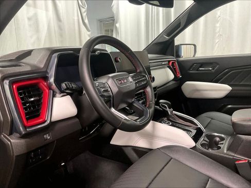 Used 2024 GMC Canyon AT4X image 8