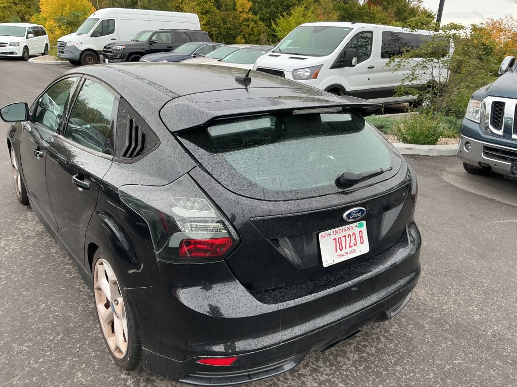 Used 2013 Ford Focus ST FWD image 4