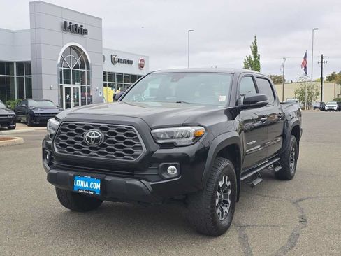 Used 2021 Toyota Tacoma TRD Off-Road w/ TRD Premium Off Road Package AWD/4WD image 1