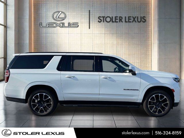 Used 2023 Chevrolet Suburban RST w/ Luxury Package AWD/4WD image 4