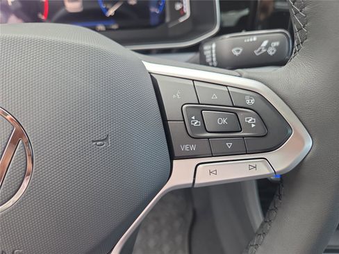 New 2026 Volkswagen Jetta SEL image 18