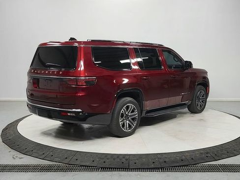 Used 2024 Jeep Wagoneer 2WD w/ Premium Group I image 7