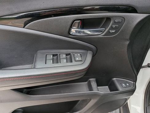 Used 2021 Honda Pilot Black Edition image 11