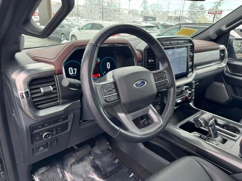 Used 2022 Ford F150 Lariat w/ Equipment Group 502A High image 18