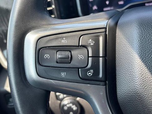 Used 2024 Chevrolet Silverado 1500 LT AWD/4WD image 10