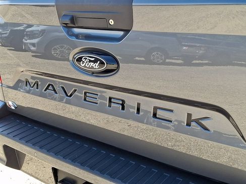 Used 2025 Ford Maverick Lobo AWD/4WD image 33
