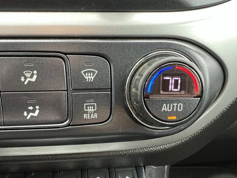 Used 2018 Chevrolet Colorado ZR2 AWD/4WD image 41