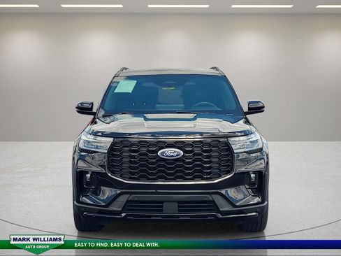 Used 2025 Ford Explorer ST-Line w/ Premium Package AWD/4WD image 9