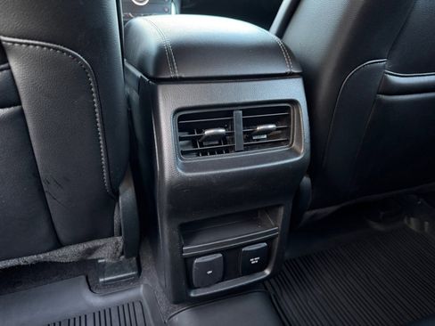 Certified 2020 Ford Edge Titanium image 18