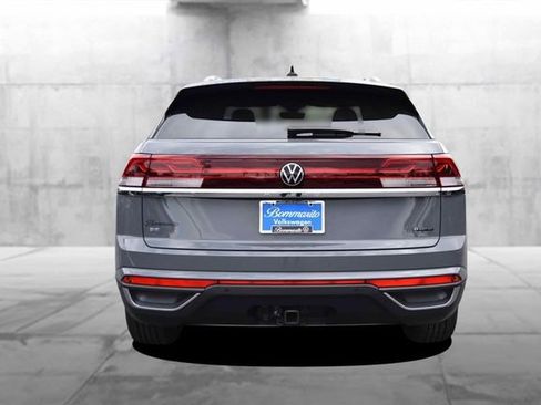 New 2026 Volkswagen Atlas Cross Sport SE image 6