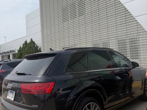 Used 2019 Audi Q7 3.0T Prestige w/ Prestige Package AWD/4WD image 5