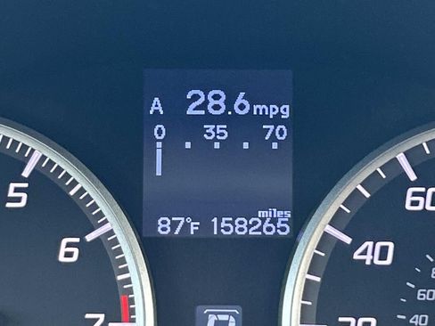 Used 2013 Acura ILX w/ Technology Package FWD image 39