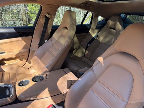 Used 2018 Porsche Panamera Turbo image 25