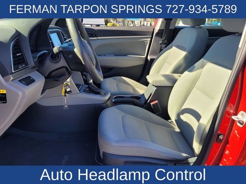 Used 2017 Hyundai Elantra SE image 14