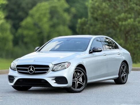 Used 2019 Mercedes-Benz E 300 4MATIC image 8