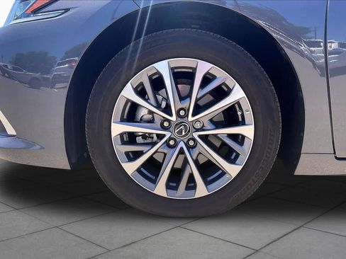 Used 2025 Lexus ES 350 w/ Accessory Package (P3) FWD image 10