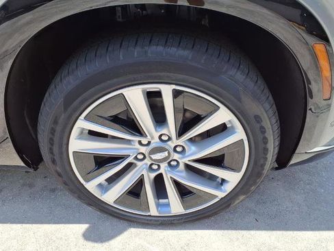 New 2026 Cadillac Vistiq Luxury image 8