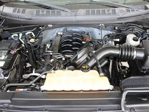 Used 2018 Ford F150 XLT w/ Equipment Group 301A Mid AWD/4WD image 30