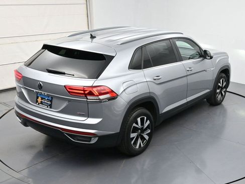 Used 2022 Volkswagen Atlas Cross Sport SE AWD/4WD image 34
