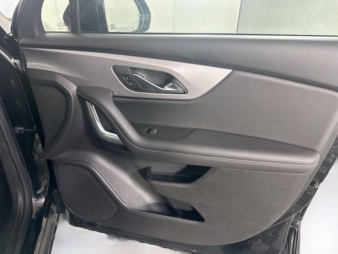 Used 2024 Chevrolet Blazer LT w/ Convenience Package image 32