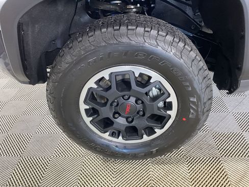 New 2026 Toyota Tacoma TRD Off-Road image 4
