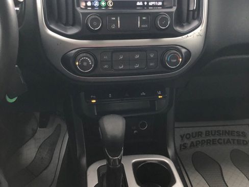 Used 2022 Chevrolet Colorado LT w/ Fleet Safety Package image 7