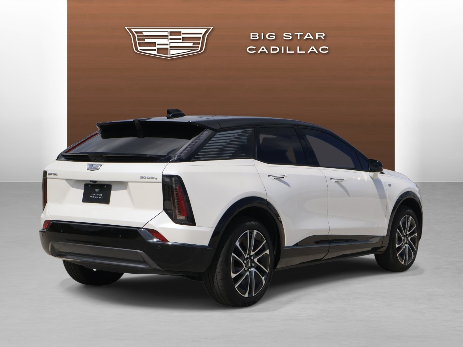 Certified 2025 Cadillac Optiq Sport 2 AWD/4WD image 5