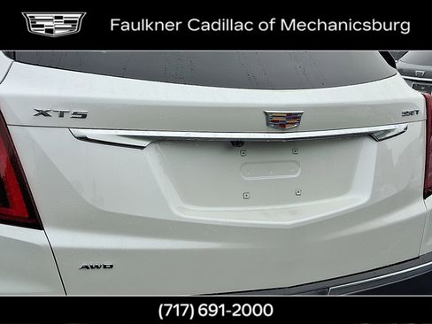 New 2025 Cadillac XT5 Premium Luxury AWD/4WD image 11
