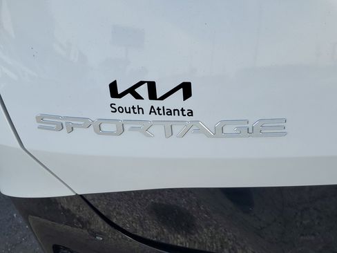 New 2026 Kia Sportage SX image 7