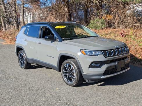 Certified 2022 Jeep Compass Limited image 8
