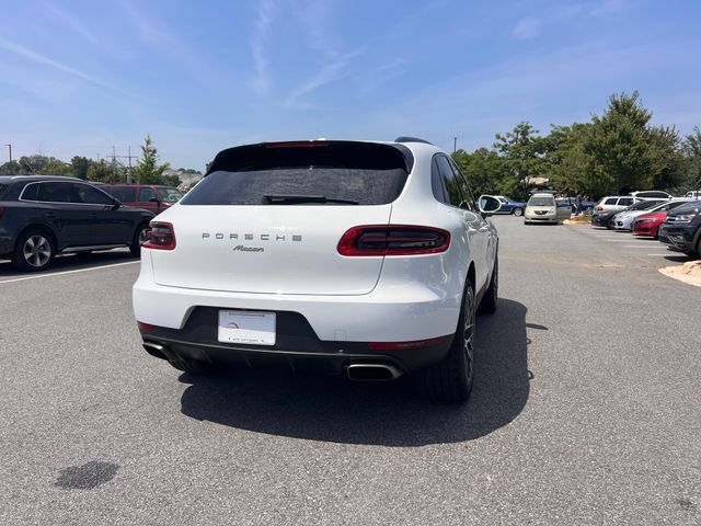 Used 2018 Porsche Macan w/ Premium Package Plus AWD/4WD image 5