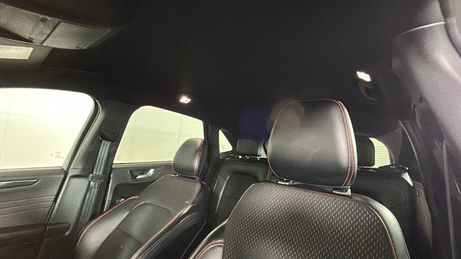 Used 2025 Ford Escape ST-Line Select AWD/4WD image 15