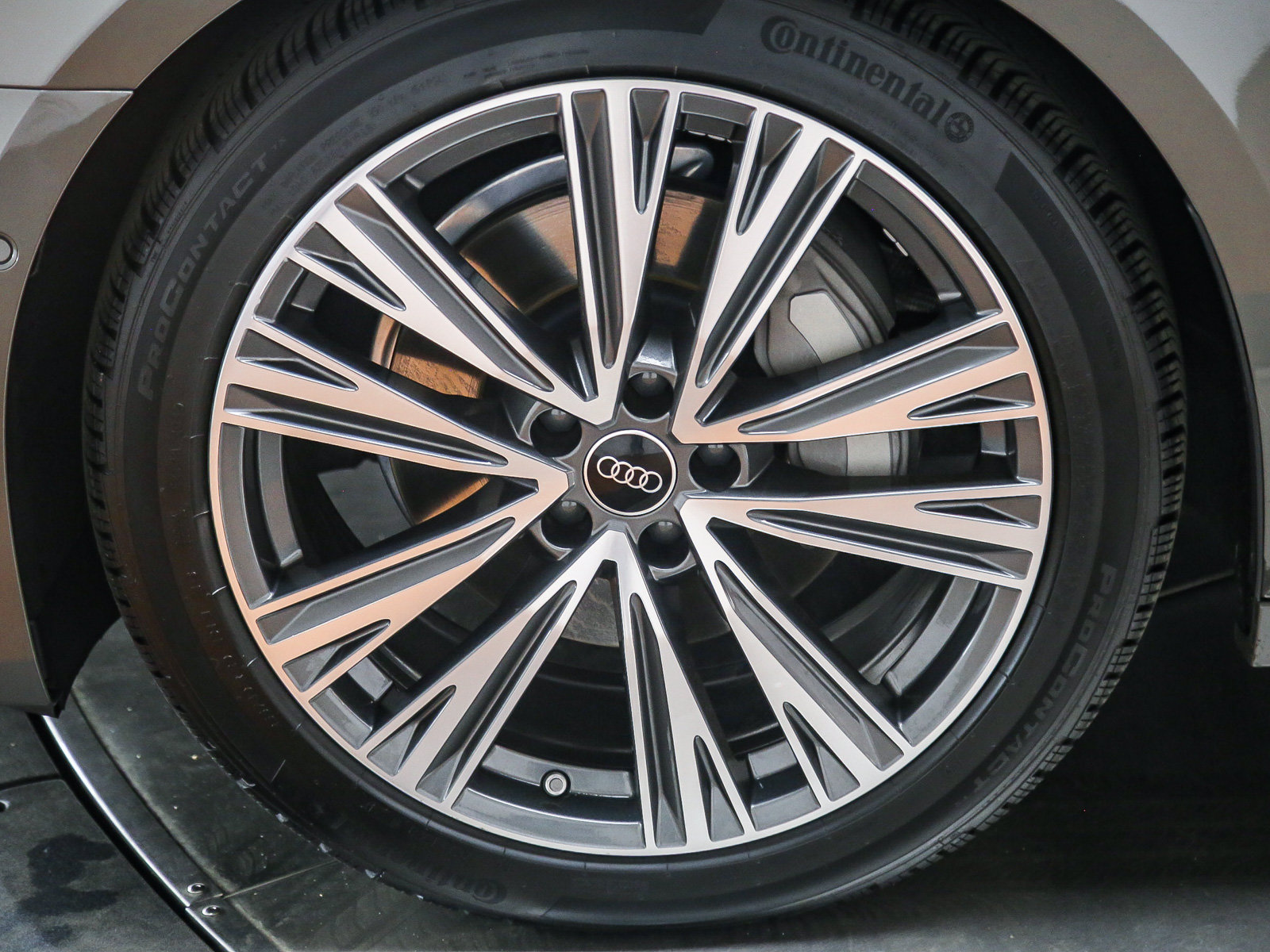 Certified 2023 Audi A6 Premium Plus w/ Premium Plus Package AWD/4WD image 10