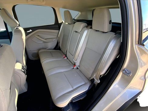 Used 2018 Ford Escape SE image 24