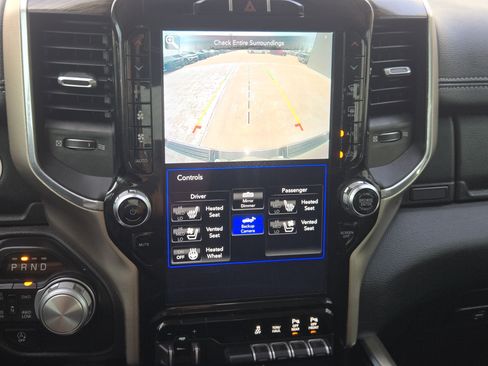 Used 2020 RAM 1500 Laramie image 21