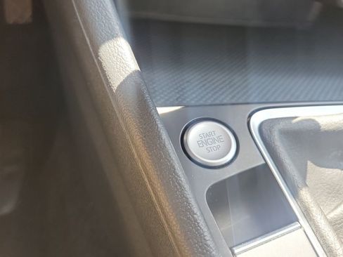 Used 2024 Volkswagen Jetta SE FWD image 28