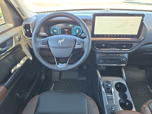New 2025 Ford Bronco Sport Outer Banks w/ Outer Banks Tech Package+ AWD/4WD image 9