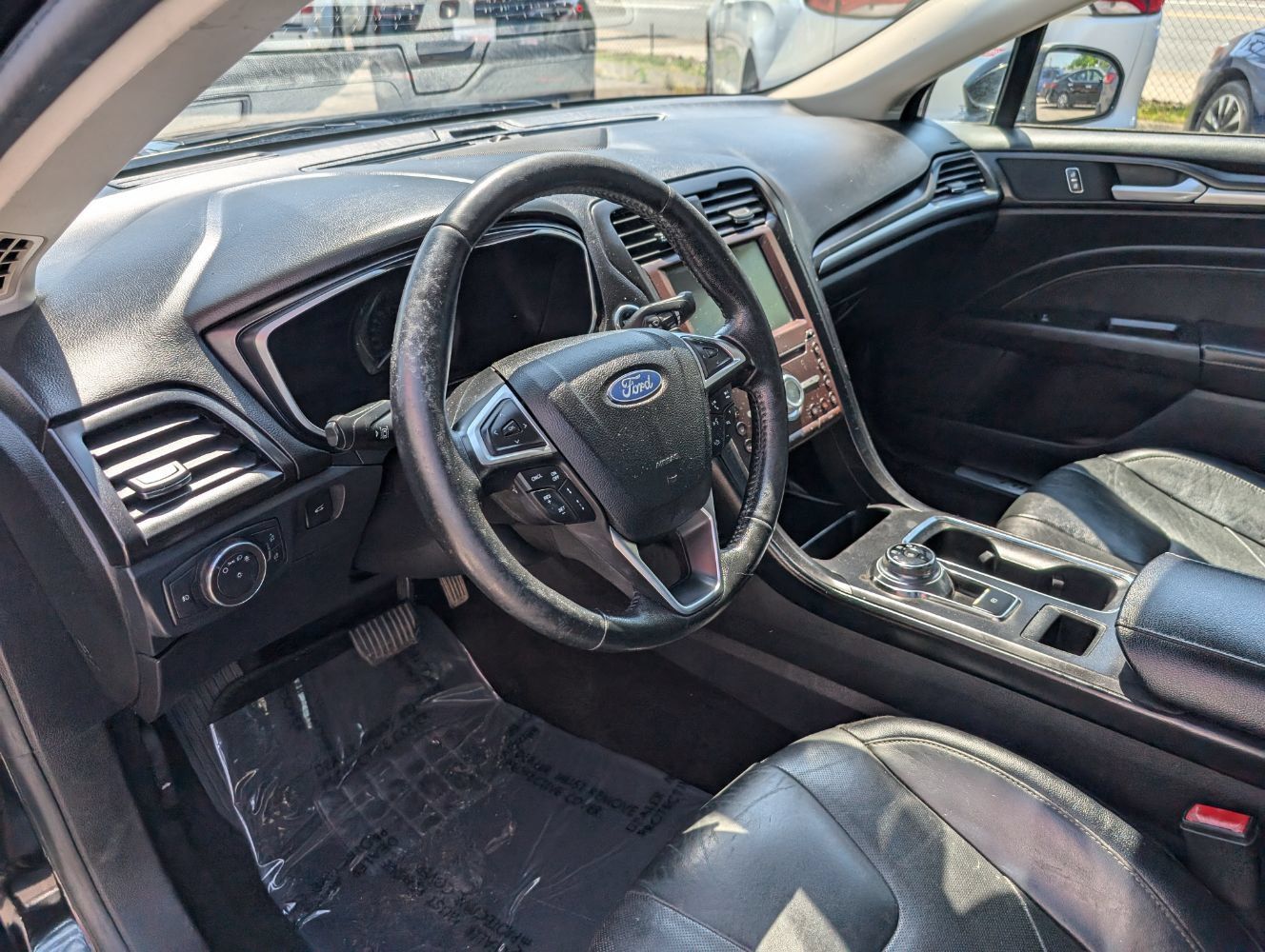Used 2020 Ford Fusion Titanium AWD/4WD image 12