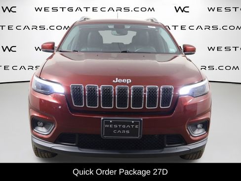 Used 2019 Jeep Cherokee Latitude Plus w/ Comfort/Convenience Group image 2
