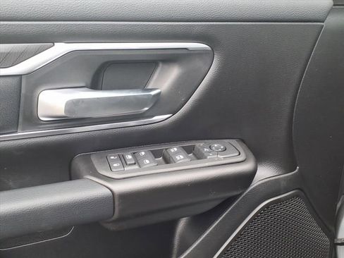 New 2026 RAM 1500 4x4 Crew Cab image 4