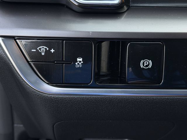 Used 2023 Kia Sportage EX FWD image 20