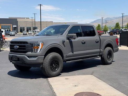 Used 2021 Ford F150 Lariat AWD/4WD image 6