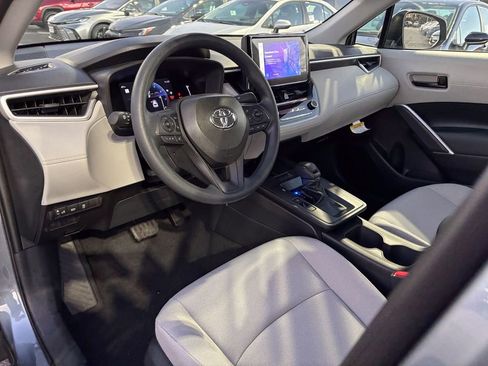 New 2026 Toyota Corolla Cross L image 9
