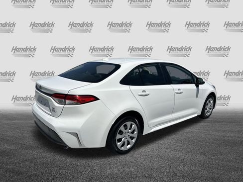 Used 2025 Toyota Corolla LE FWD image 10