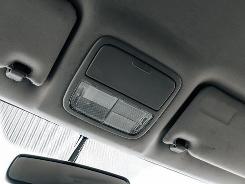 Used 2014 Honda Ridgeline Sport image 37