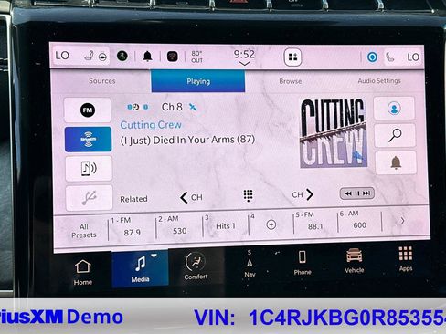 Used 2024 Jeep Grand Cherokee L Limited w/ Luxury Tech Group II image 30