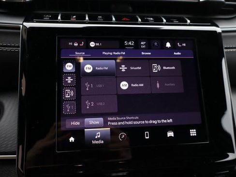 New 2025 Jeep Grand Cherokee Altitude image 17