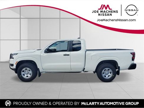 New 2026 Nissan Frontier S image 3